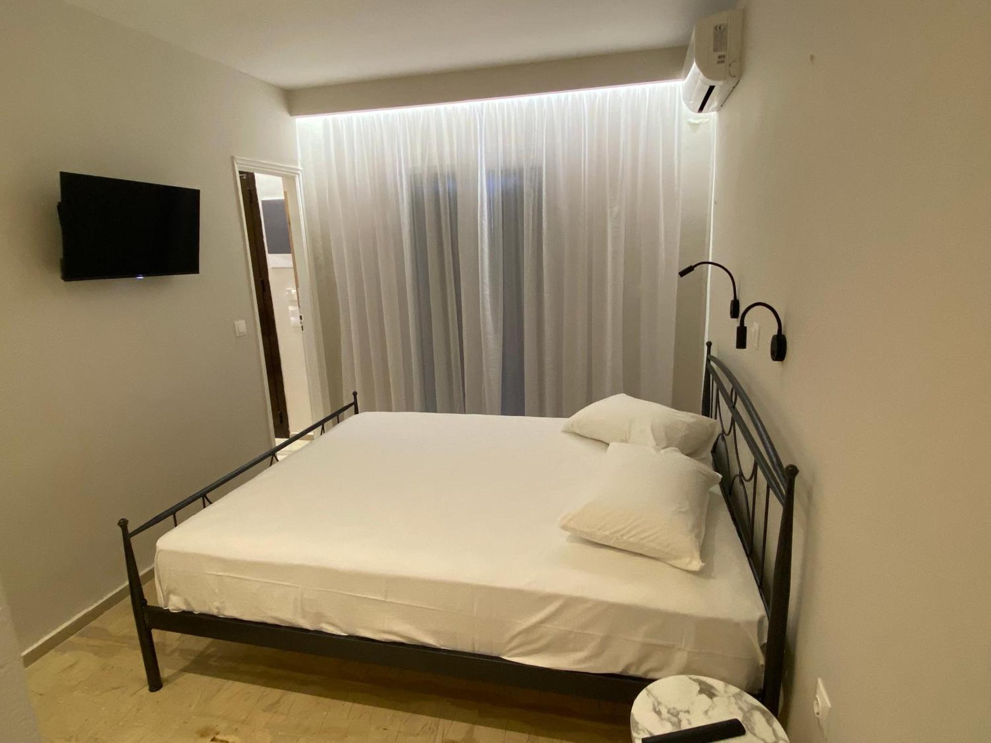 Apartment Helen's And Dassia (Corfu)