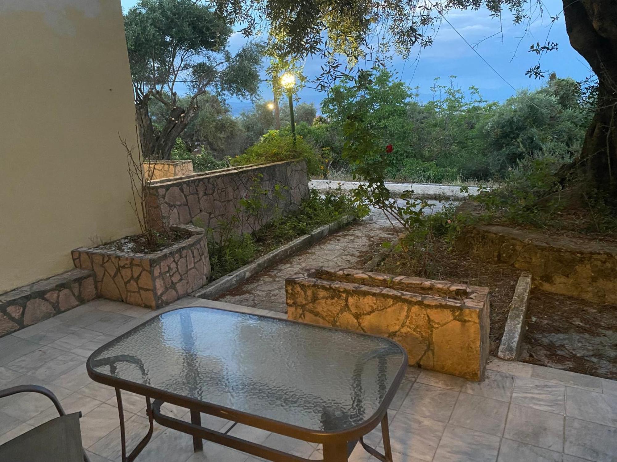 Apartment Helen's And Dassia (Corfu)