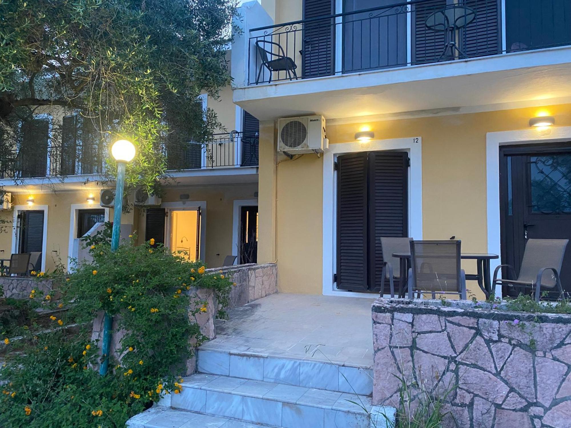 Apartment Helen's And Dassia (Corfu)