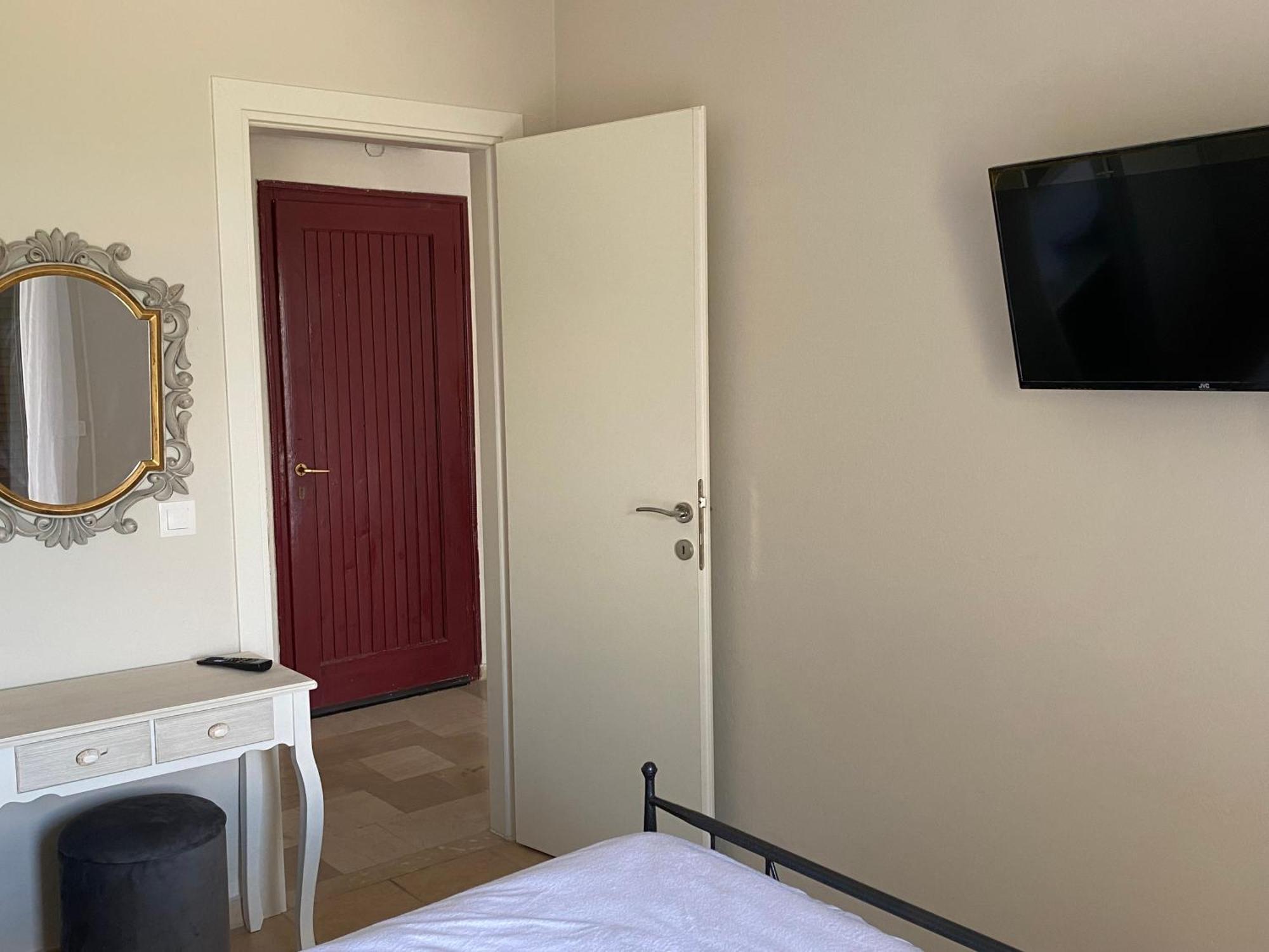 Helen's And Apartamento